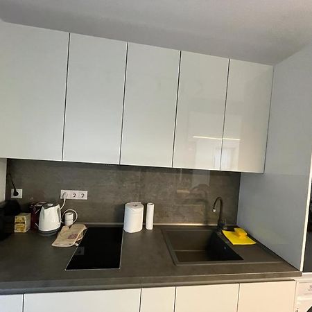 Adina Apartament กูรา ฮูมอรูลุย ภายนอก รูปภาพ