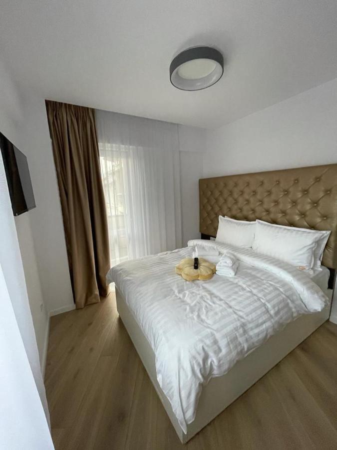 Adina Apartament กูรา ฮูมอรูลุย ภายนอก รูปภาพ