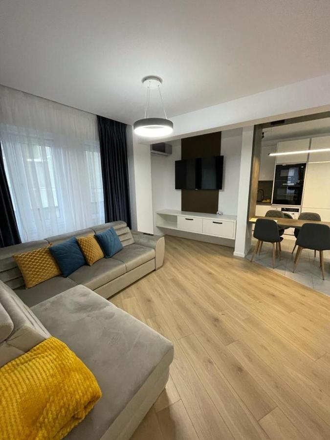 Adina Apartament กูรา ฮูมอรูลุย ภายนอก รูปภาพ